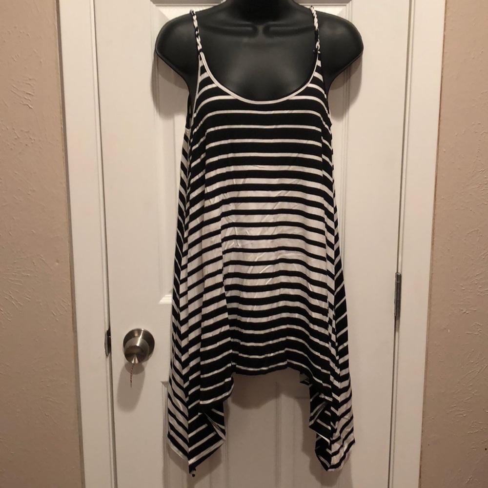 Handkerchief top